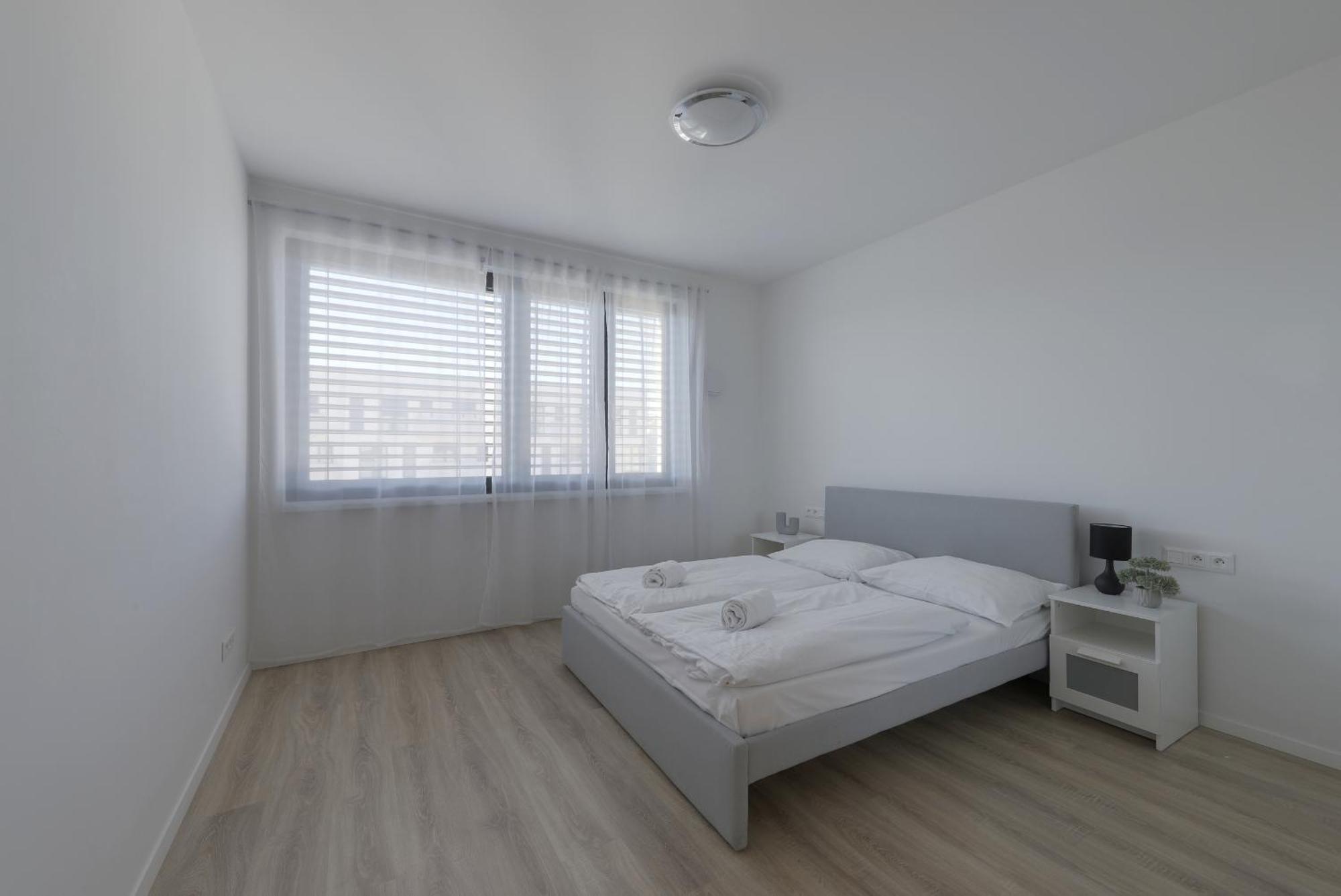 Bazova Apartment With Free Parking Bratislava Exterior foto